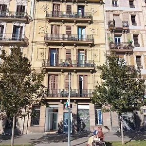 Clot Mirabarna Apartment Barcelona