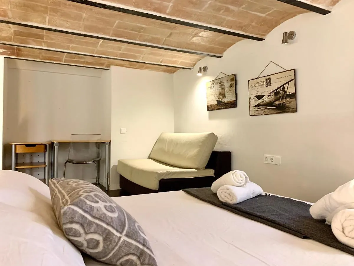 Dali Residence Barcelona 0*,